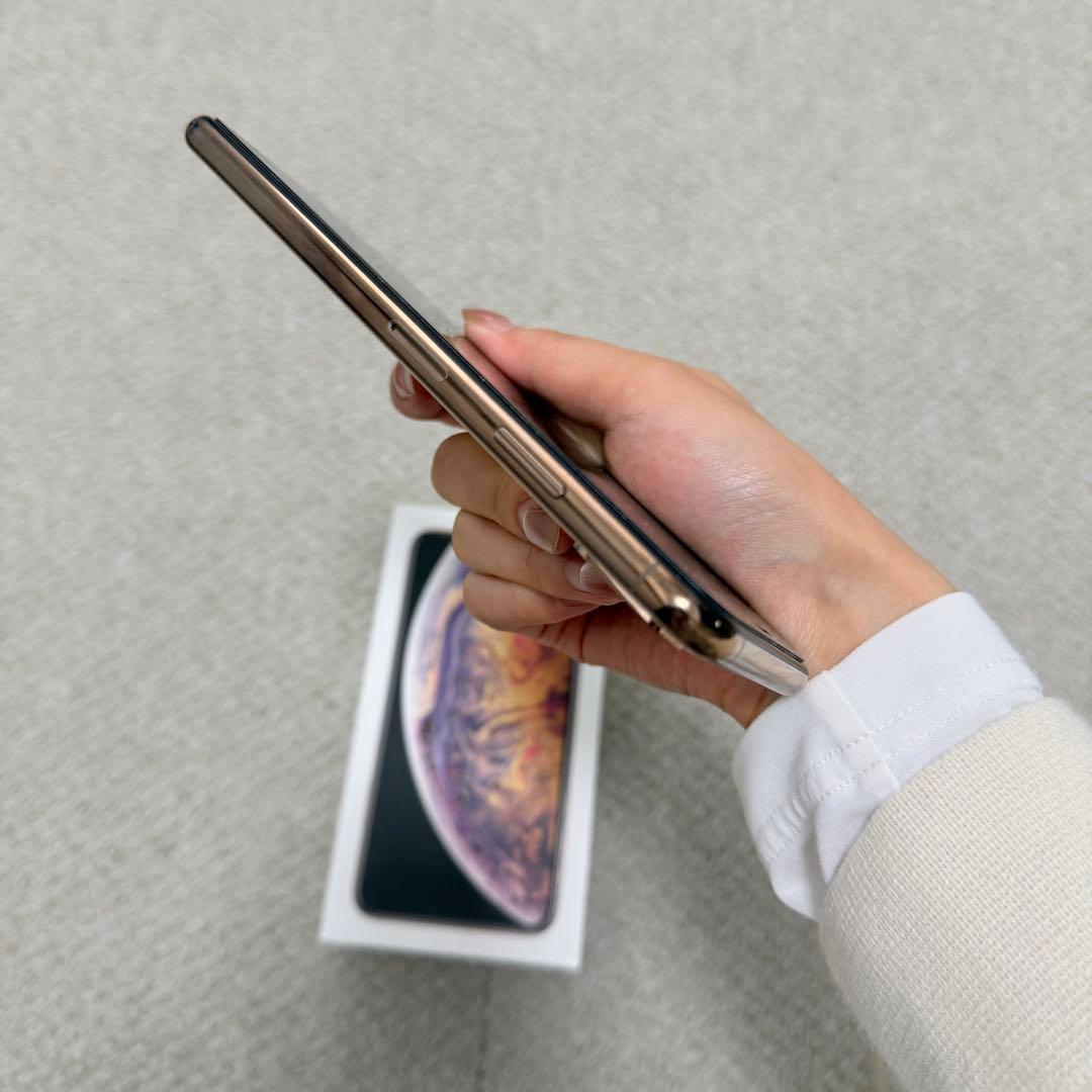iPhoneXS Max 512GB Gold Sim Free 本体