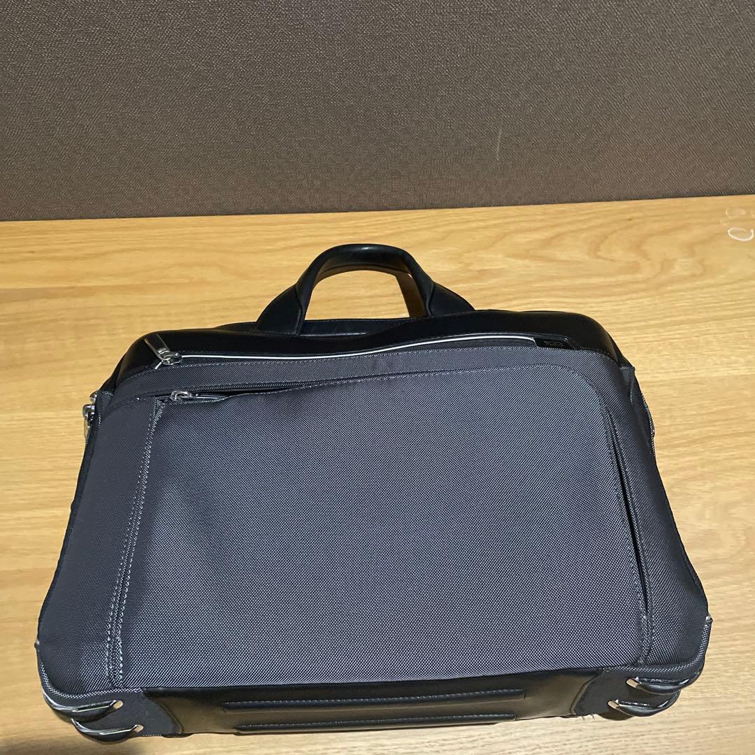 TUMI Arrive Sawyer Brief ソーヤー・レザー・ブリーフ