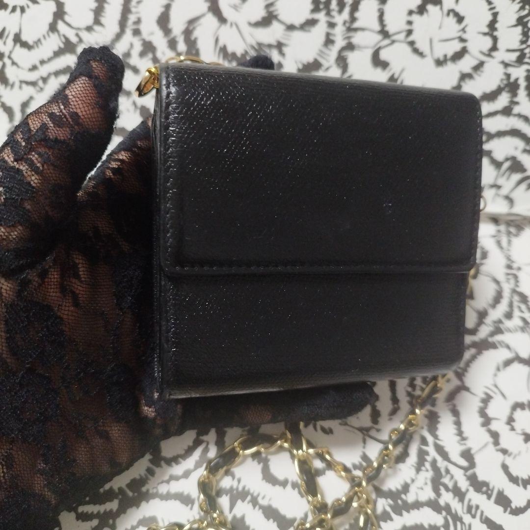シャネルココボタン　折り財布