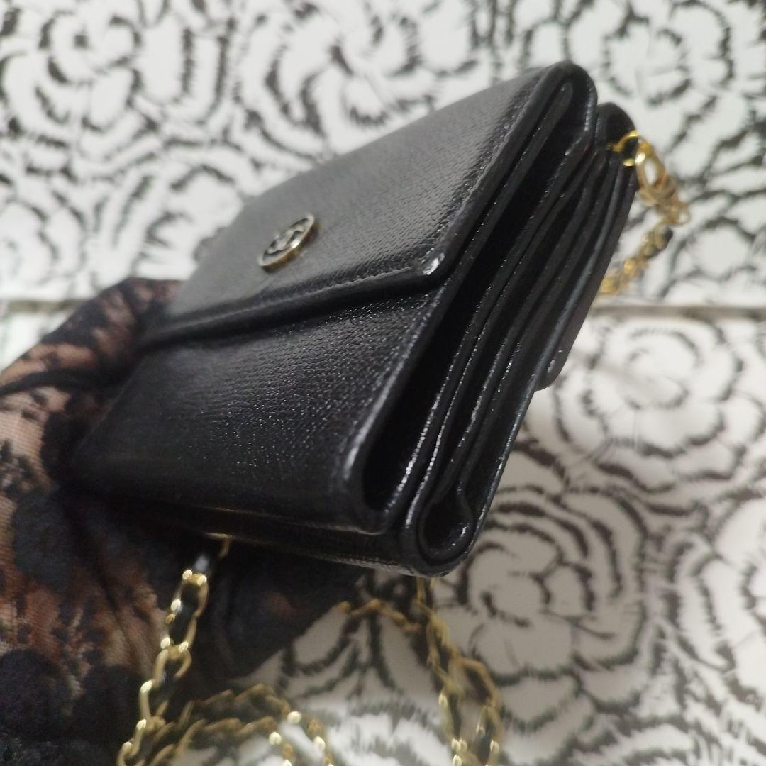 シャネルココボタン　折り財布