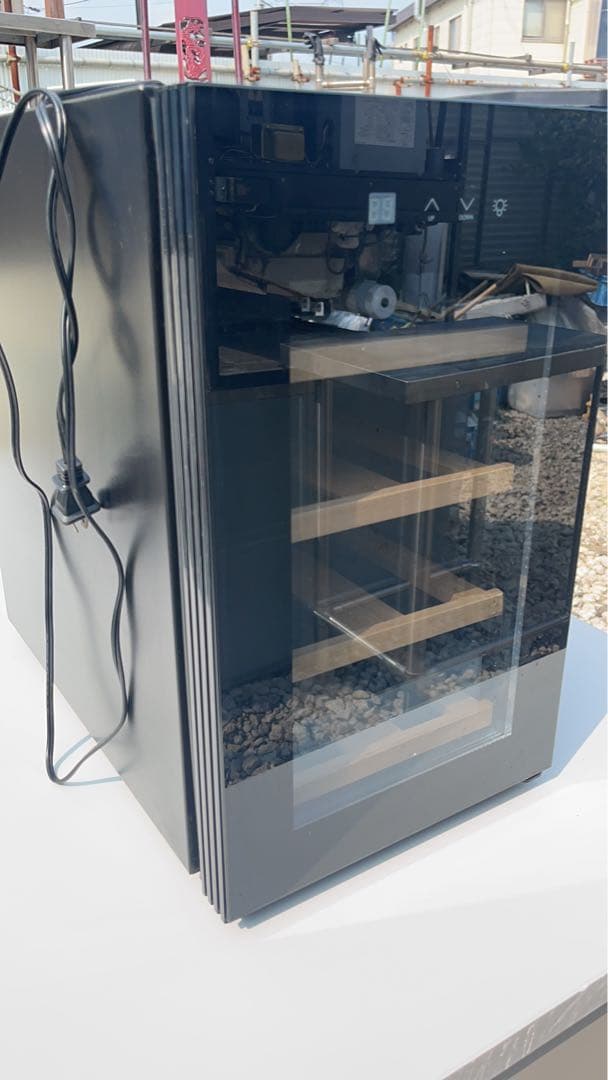 ワインセラー8ボトル　BWCー008P