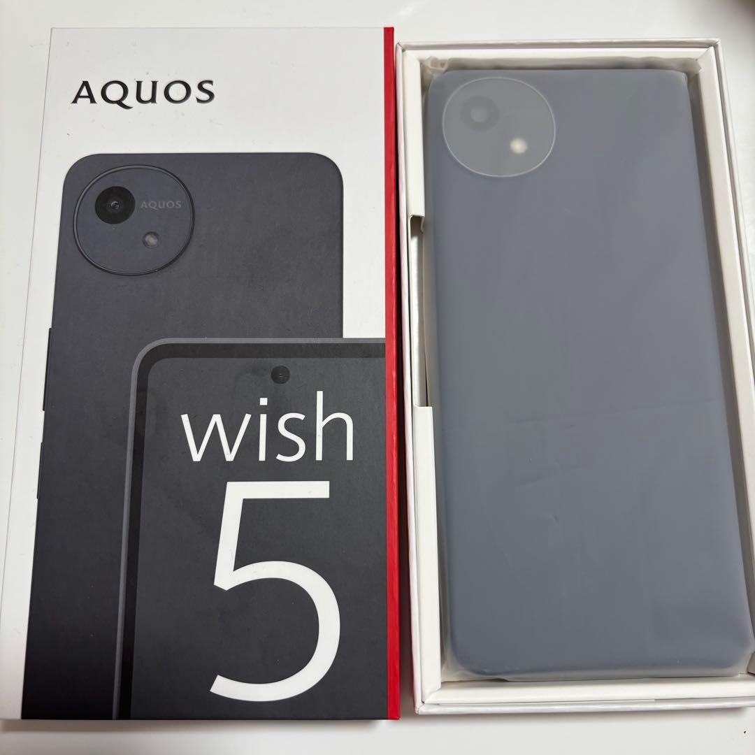 AQUOS wish 5 本体 SIMフリー 白 黒