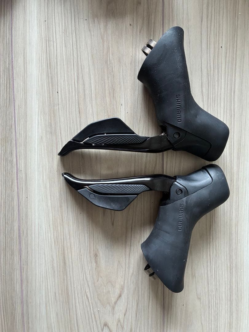 SHIMANO 105 Di2 電動コンポセット 電池付 UT油圧ブレーキ