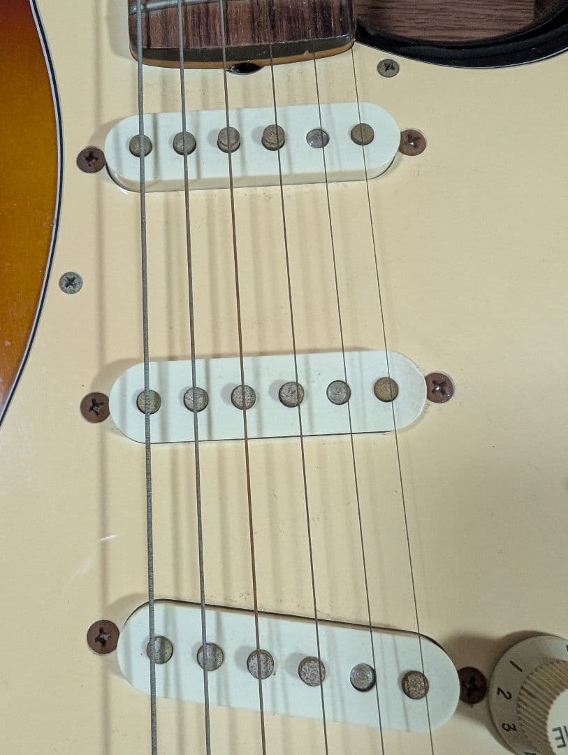 （動作確認　未）フェンダー ストラトキャスター Nシリアル