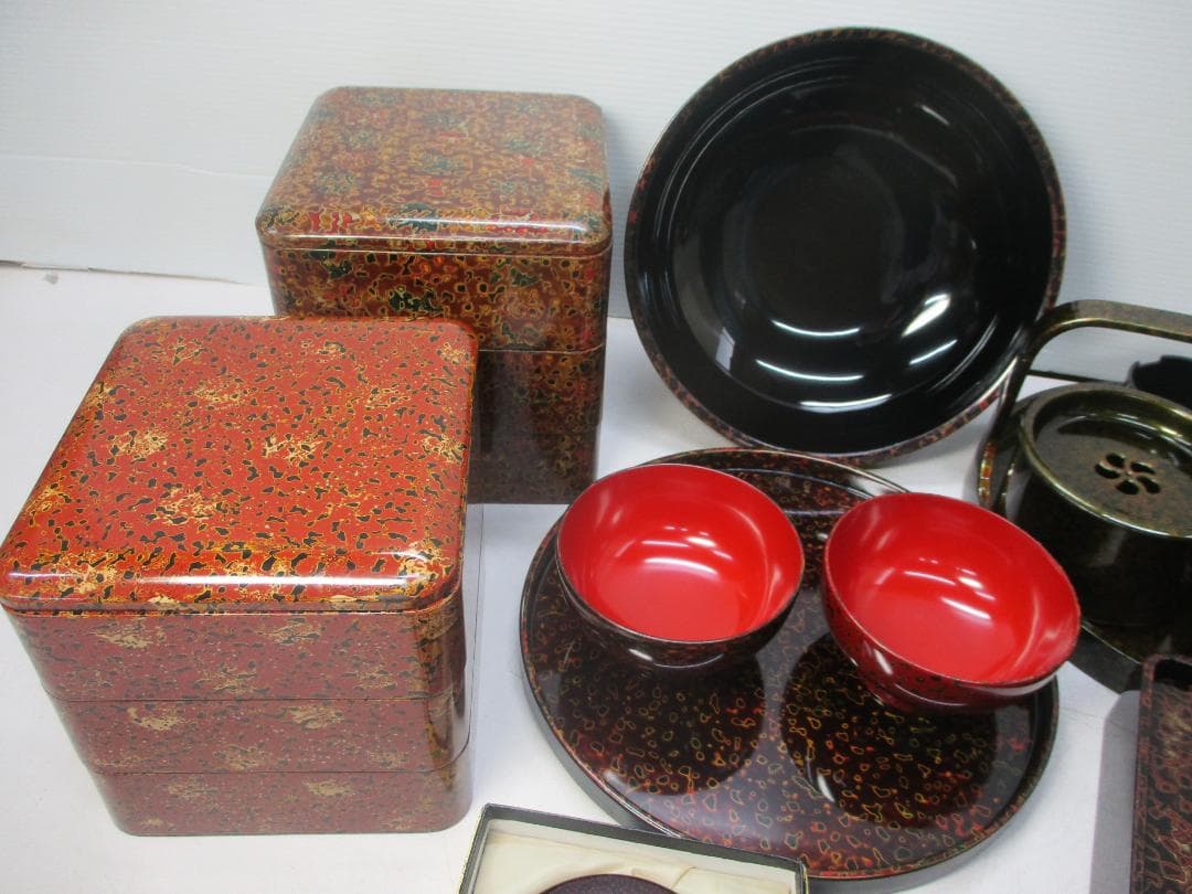 津軽塗 漆器まとめて 唐塗/七々子塗 重箱/硯箱/丸盆/菓子器/夫婦碗他
