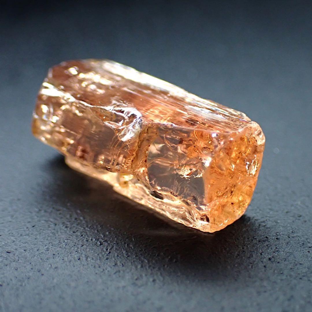 【ブラジル/ミナスジェライス/オウロプレト産】インペリアルトパーズ