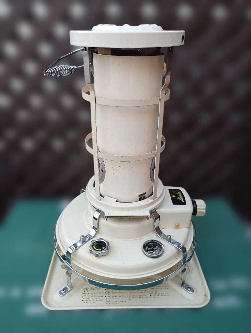 アラジンストーブ メンテナンス済み。取説付き。クリーム