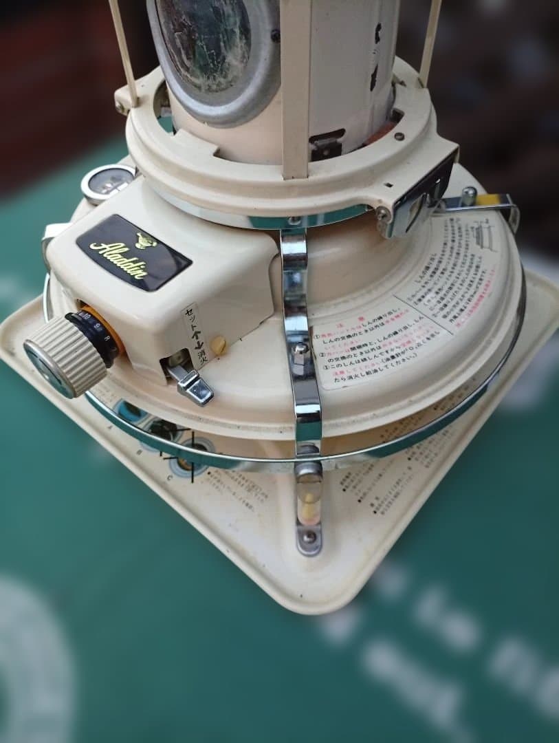 アラジンストーブ メンテナンス済み。取説付き。クリーム