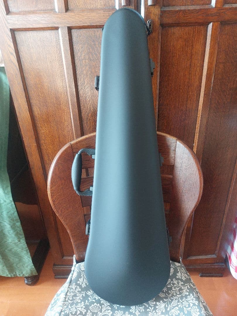 バイオリンケース　軽量カーボン