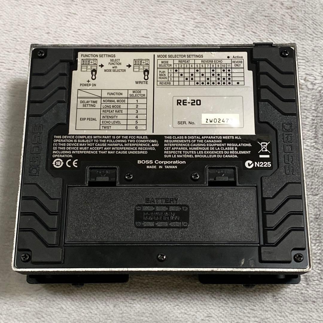 BOSS RE-20 エコー ギターエフェクター