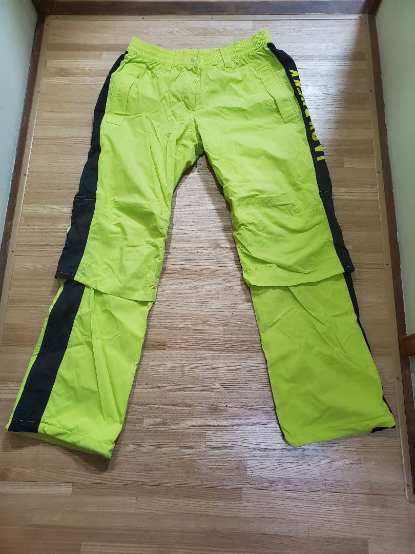 ゴロジャックバニー　レインウェア