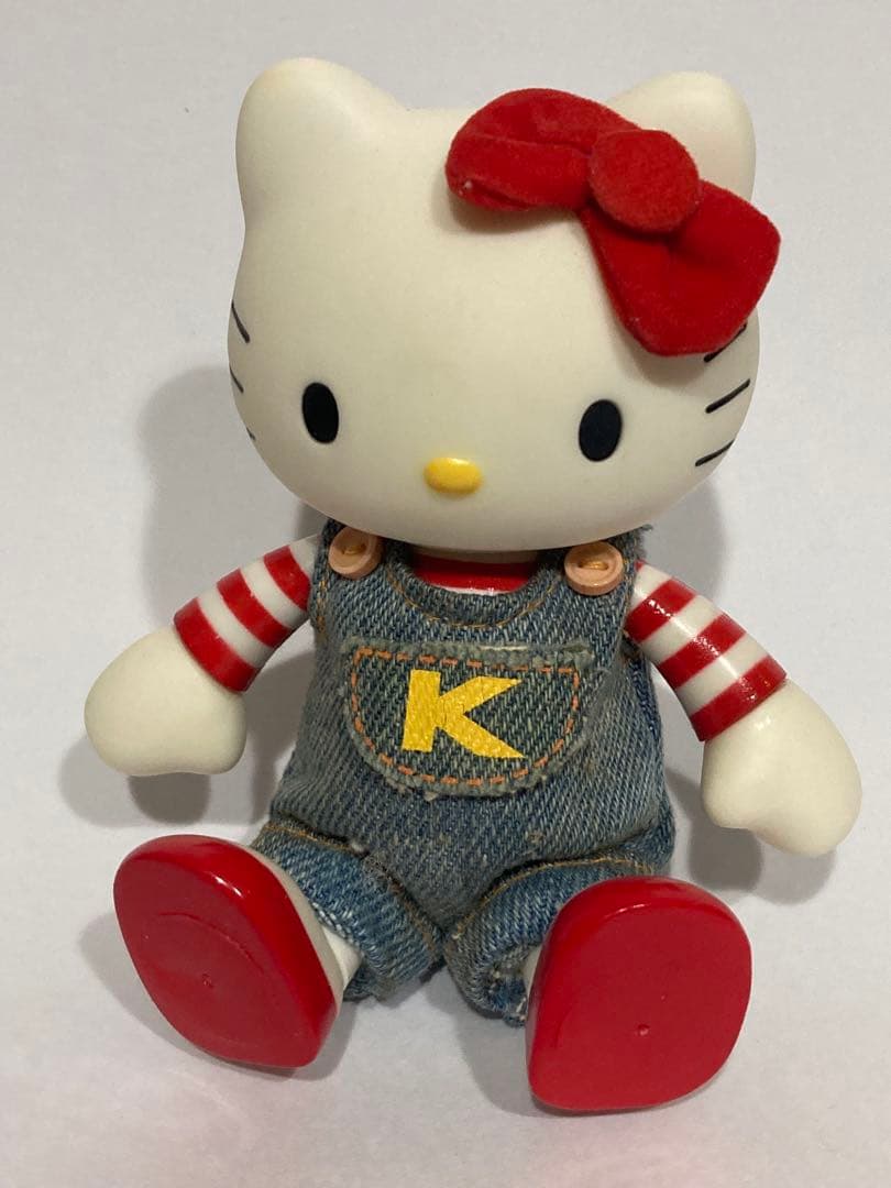 ハローキティ デニムオーバーオール フィギュア