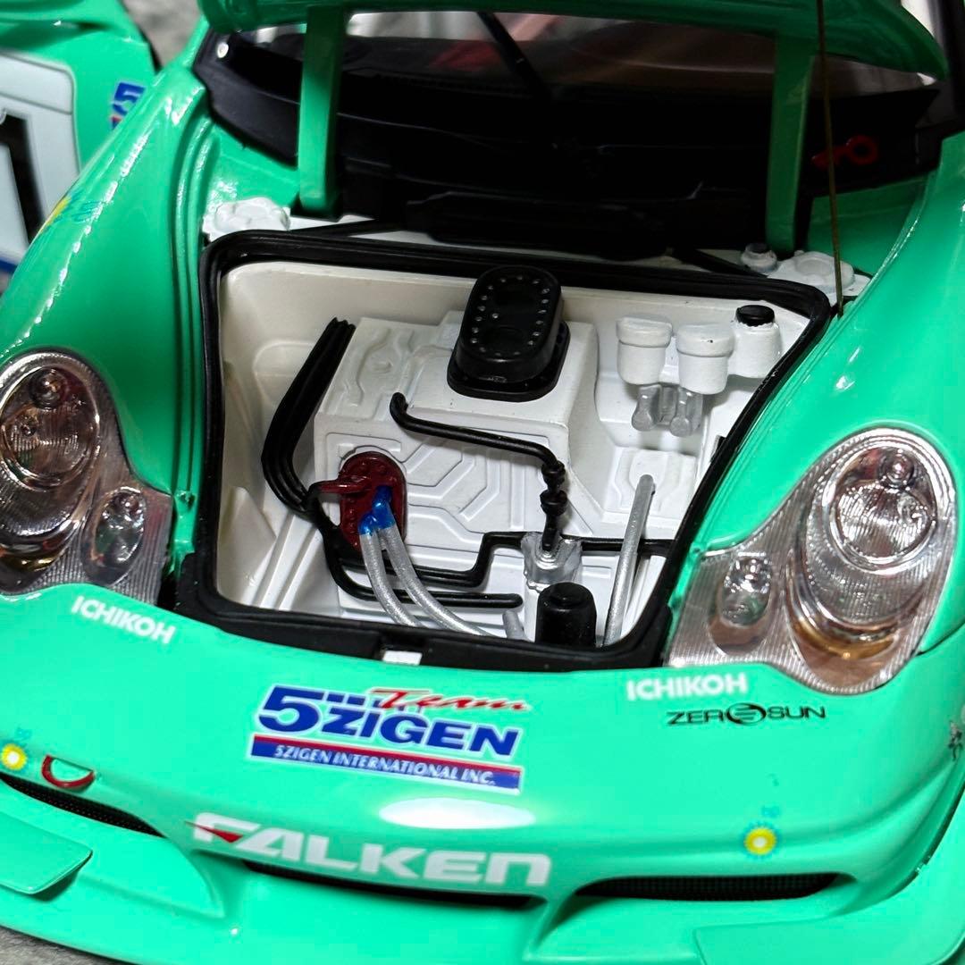 1/18 AUTOart FALKEN⭐︎PORSCHE 911 GT3 2005