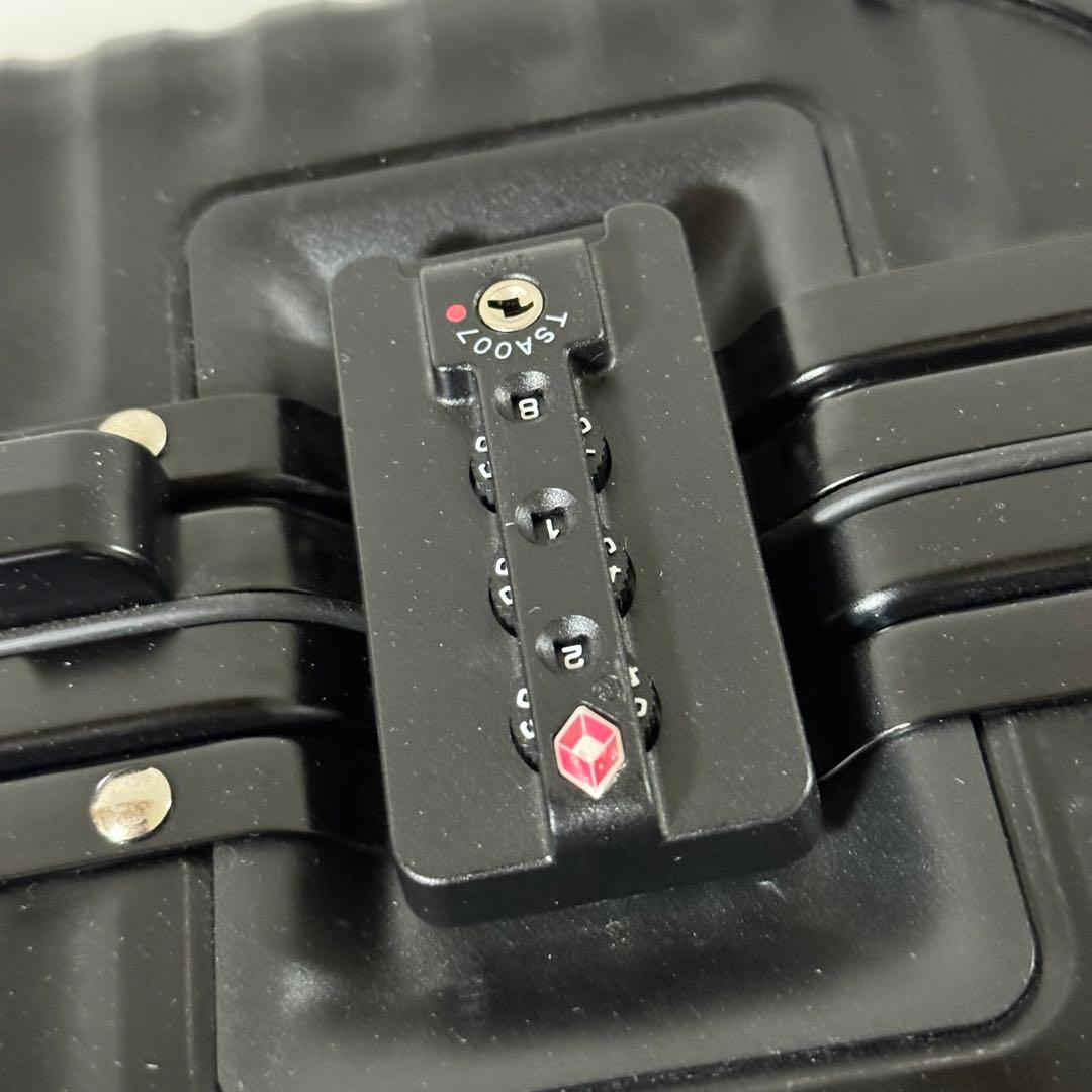 LANZZO ランツォ　1PIU1UGUALE 3　ウノピュウ　アルミキャリー