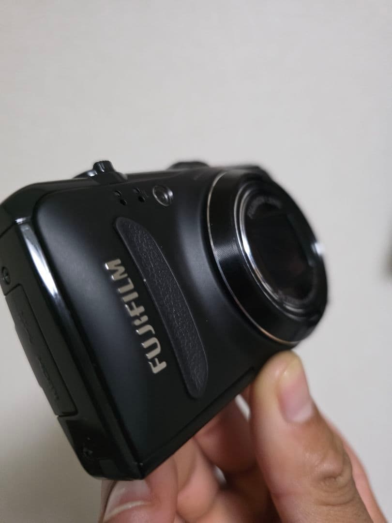 FUJIFILM F600 EXR コンパクトデジタルカメラ ブラック