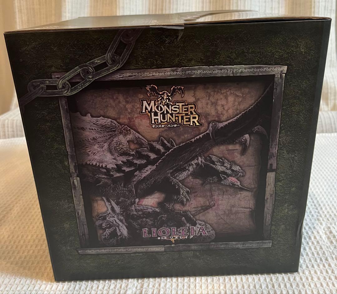 MH 金火竜 リオレイア希少種　CFB クリエイターズモデル　モンスターハンター