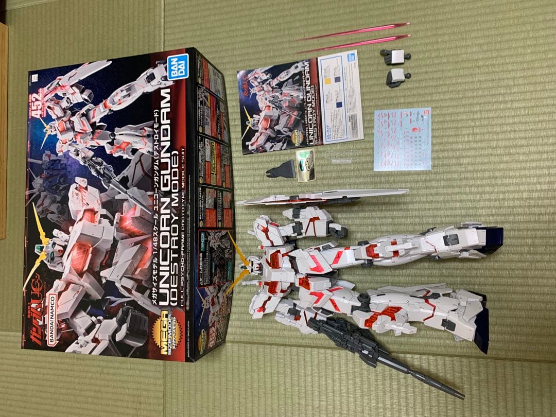 メガサイズ　ユニコーンガンダム