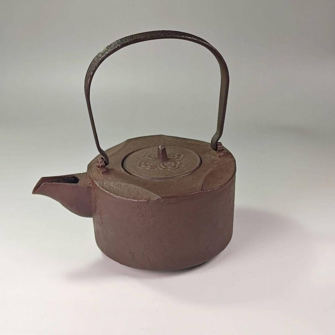 ウ318 銚子『釜師　須藤浄義造』『七宝　銚子　共箱　鉄製』茶道具