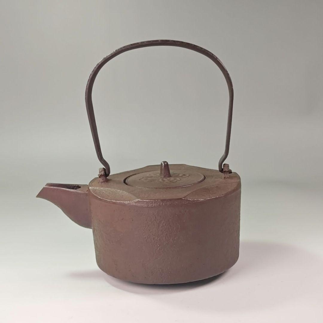 ウ318 銚子『釜師　須藤浄義造』『七宝　銚子　共箱　鉄製』茶道具