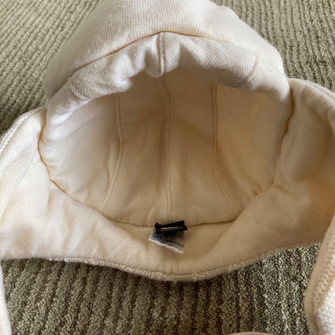 FENDI ホワイトケーブルニット 耳あて付きニット帽