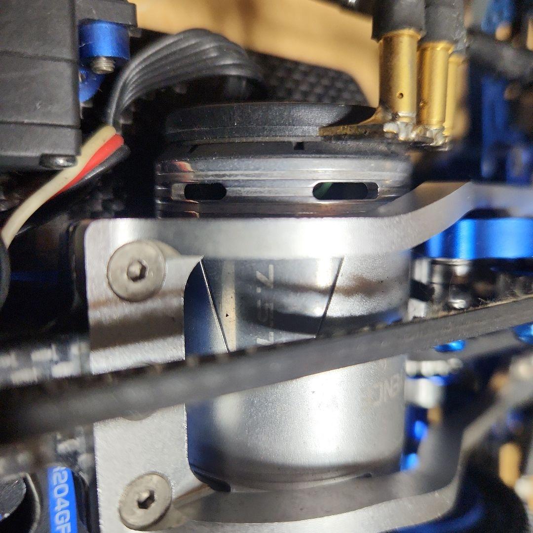 Futaba BLS551 カーボンシャーシ ヨコモ　 DRB ケツカキ仕様