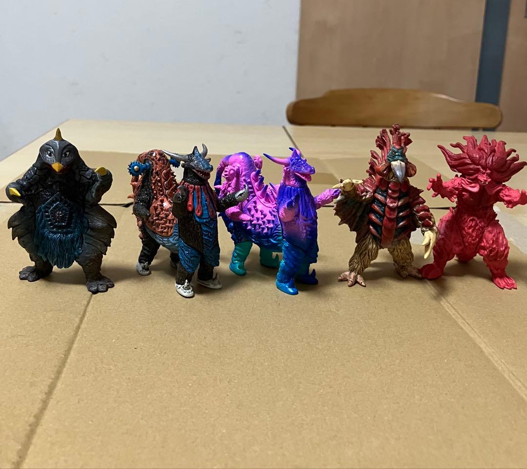 HGシリーズ　DGシリーズ　ウルトラマン　怪獣セット