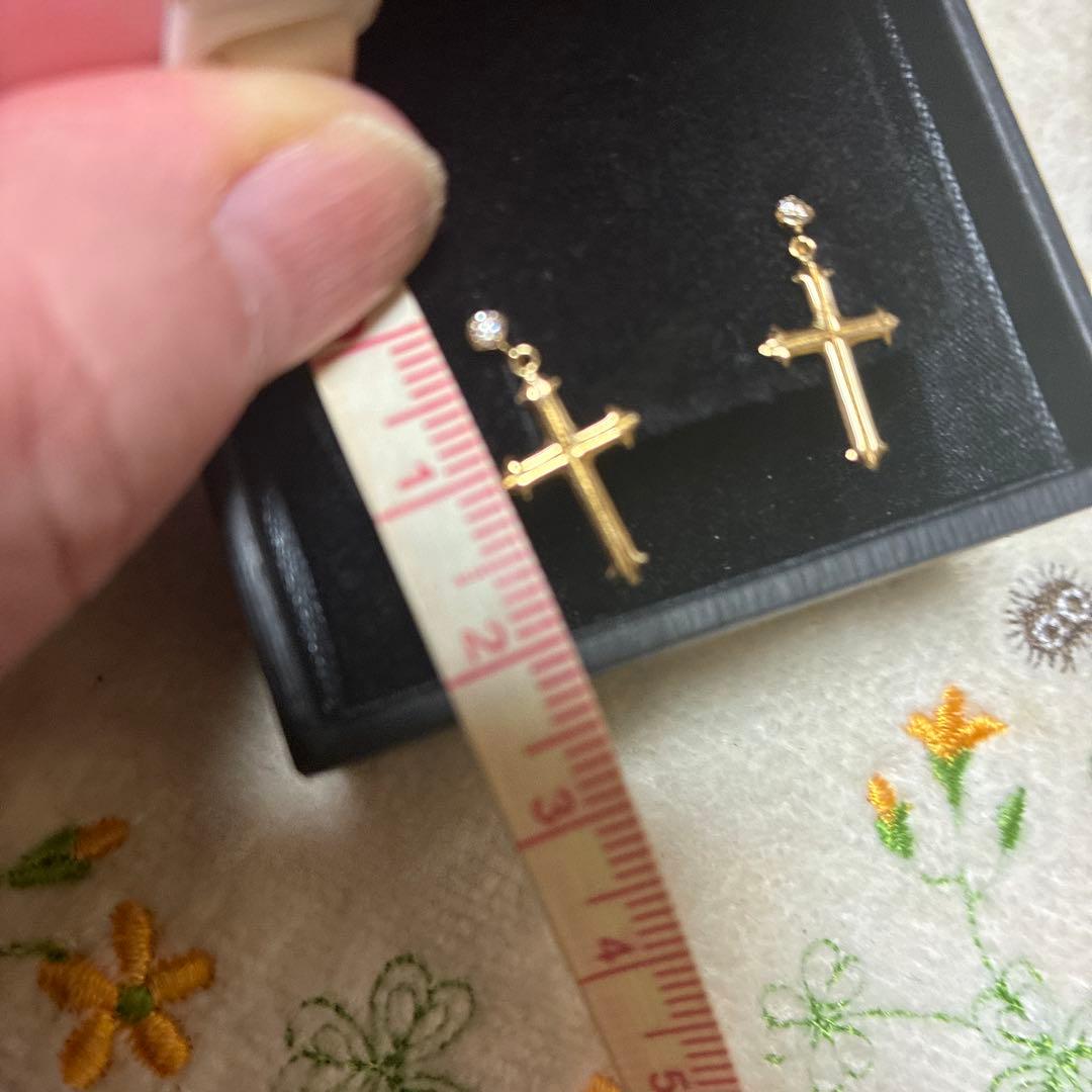 18金クロスダイヤピアス