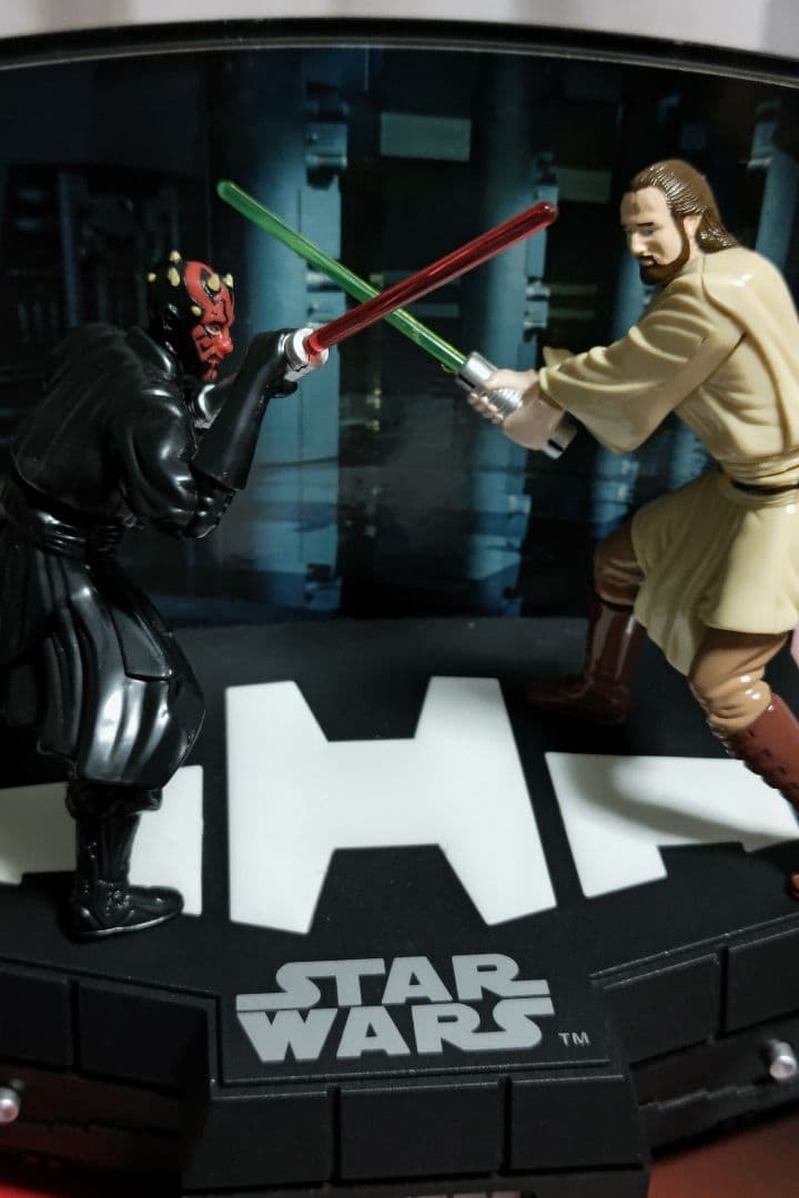 スターウォーズ　ライトセーバーバトル　ミュージカル　アクション　アラームクロック