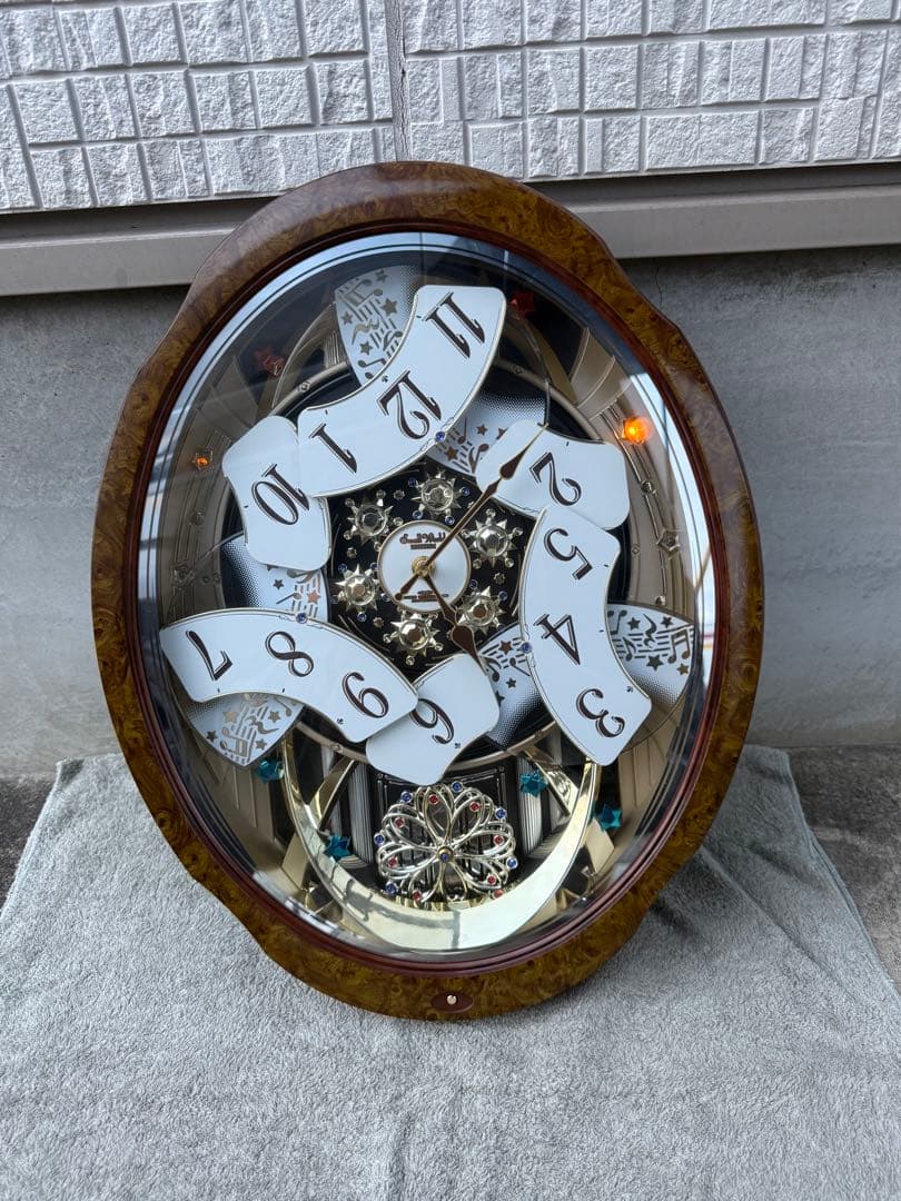 リズム時計　電波からくり時計 掛け時計 スモールワールドブルーム