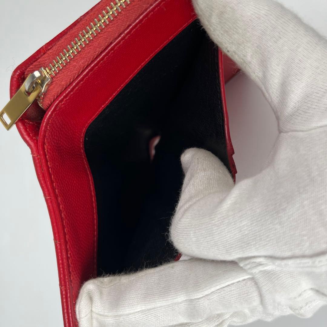 【極美品】サンローラン 二つ折り カサンドラ キャビアスキン キルティング 赤