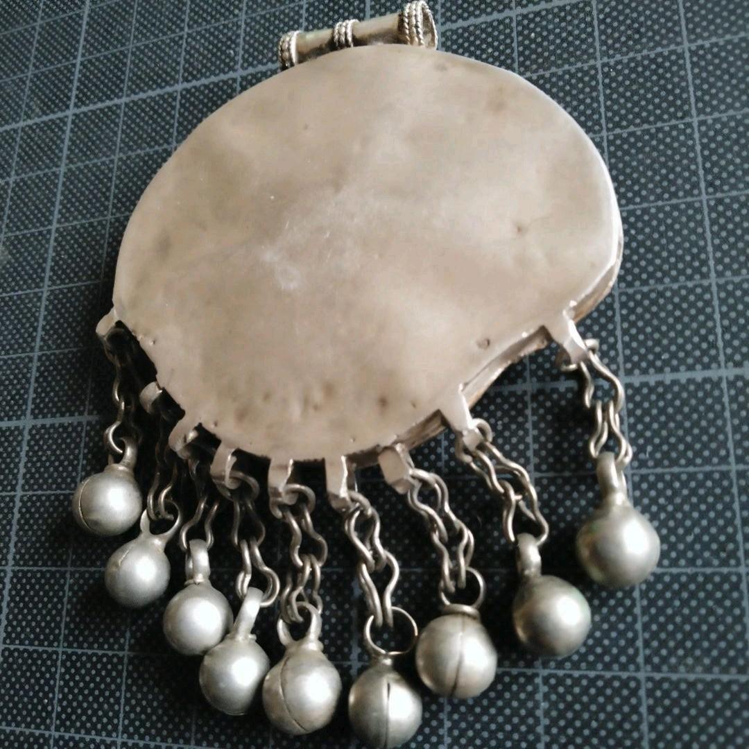 アジアの装身具 オールド トライバルアクセサリー Ｂ