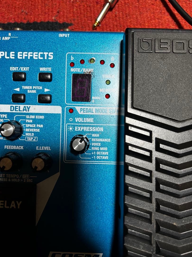 c*z様 BOSS ME-50 ギターエフェクター