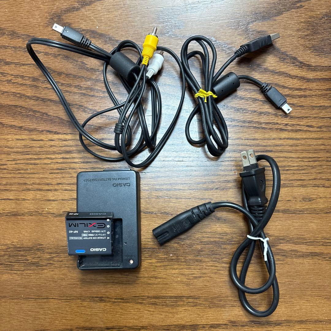 デジタルカメラ CASIO EXILIM EX-Z400 12.1MP