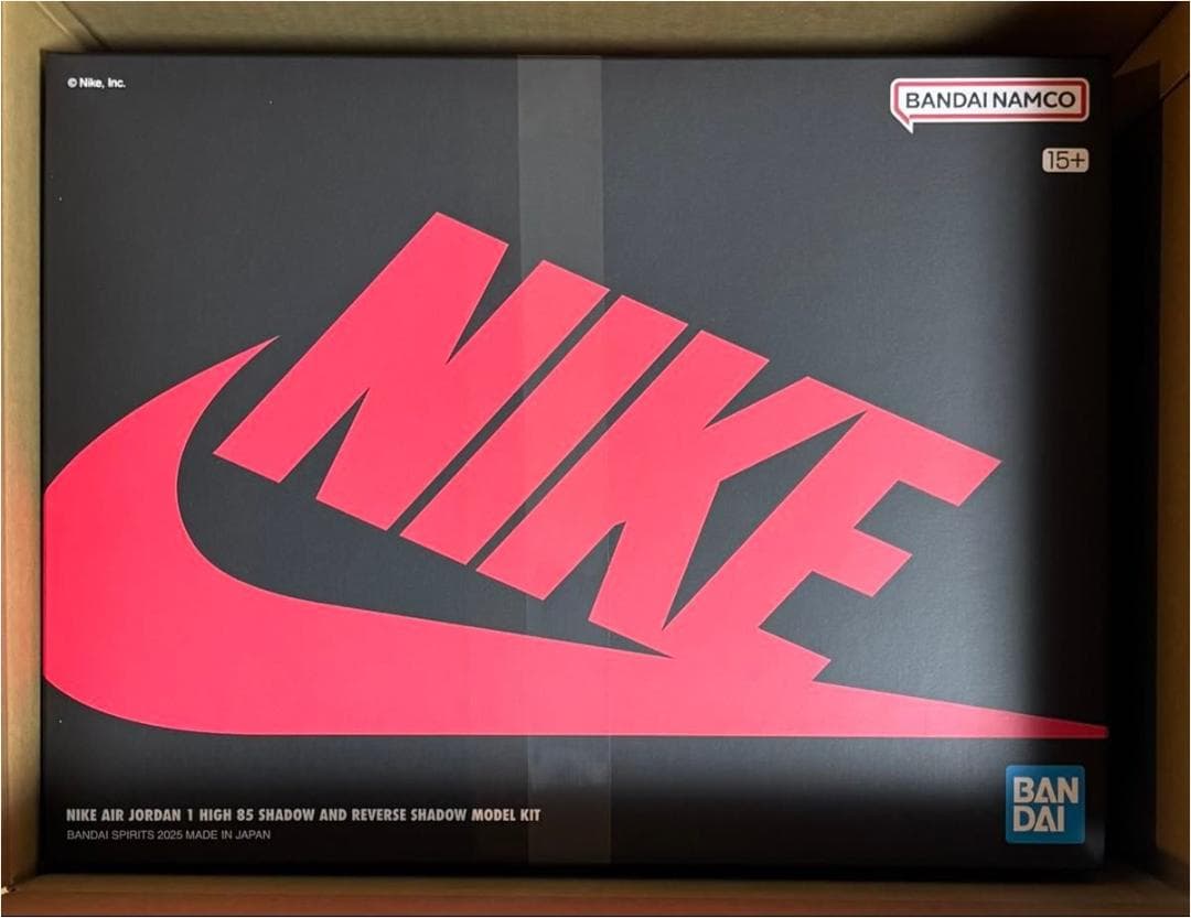 スニーカー”NIKE AIR JORDAN 1”プラモデルキット