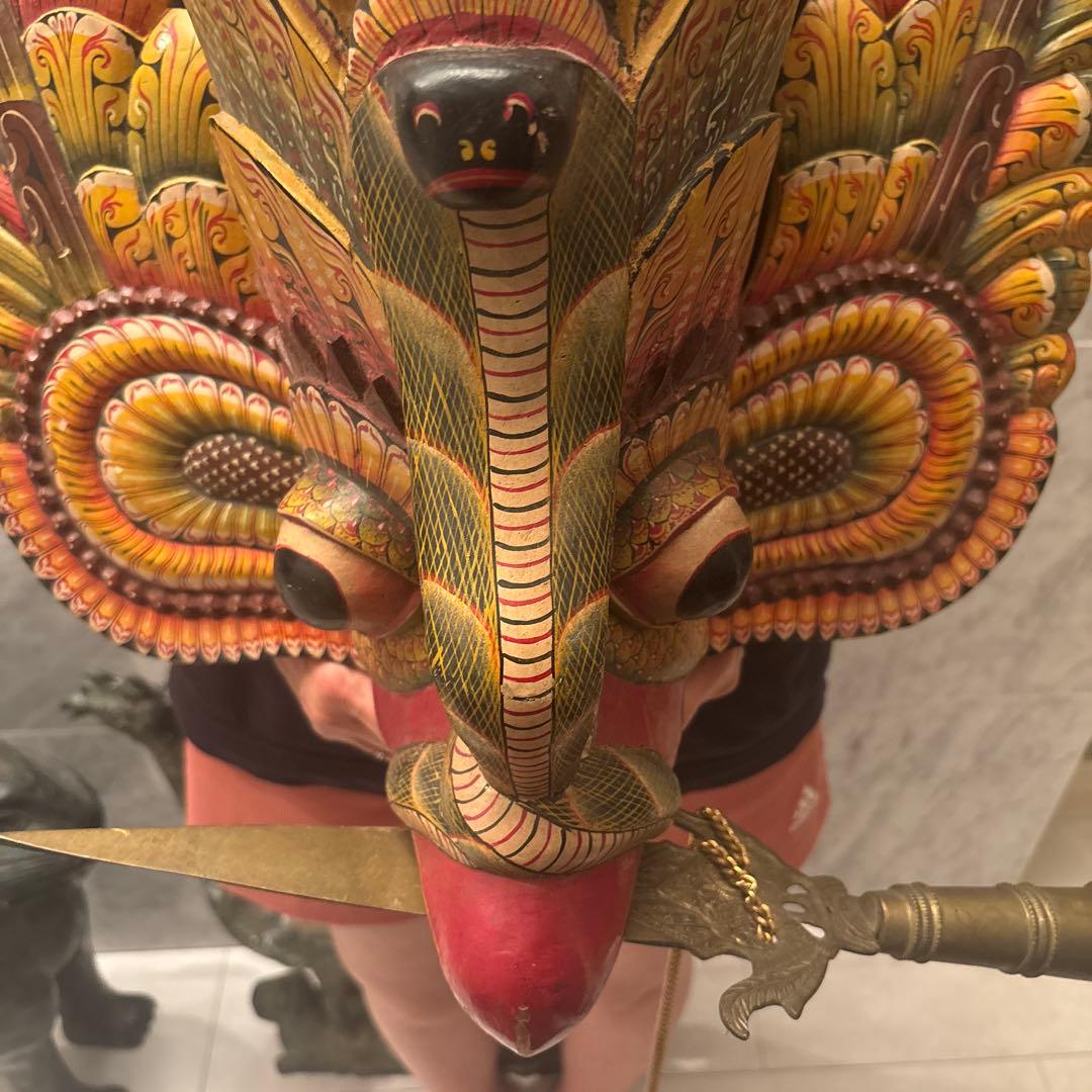 ヴィンテージ　インドネシア ヒンドゥー教の神様ガルーダのとてつもない雰囲気の彫刻