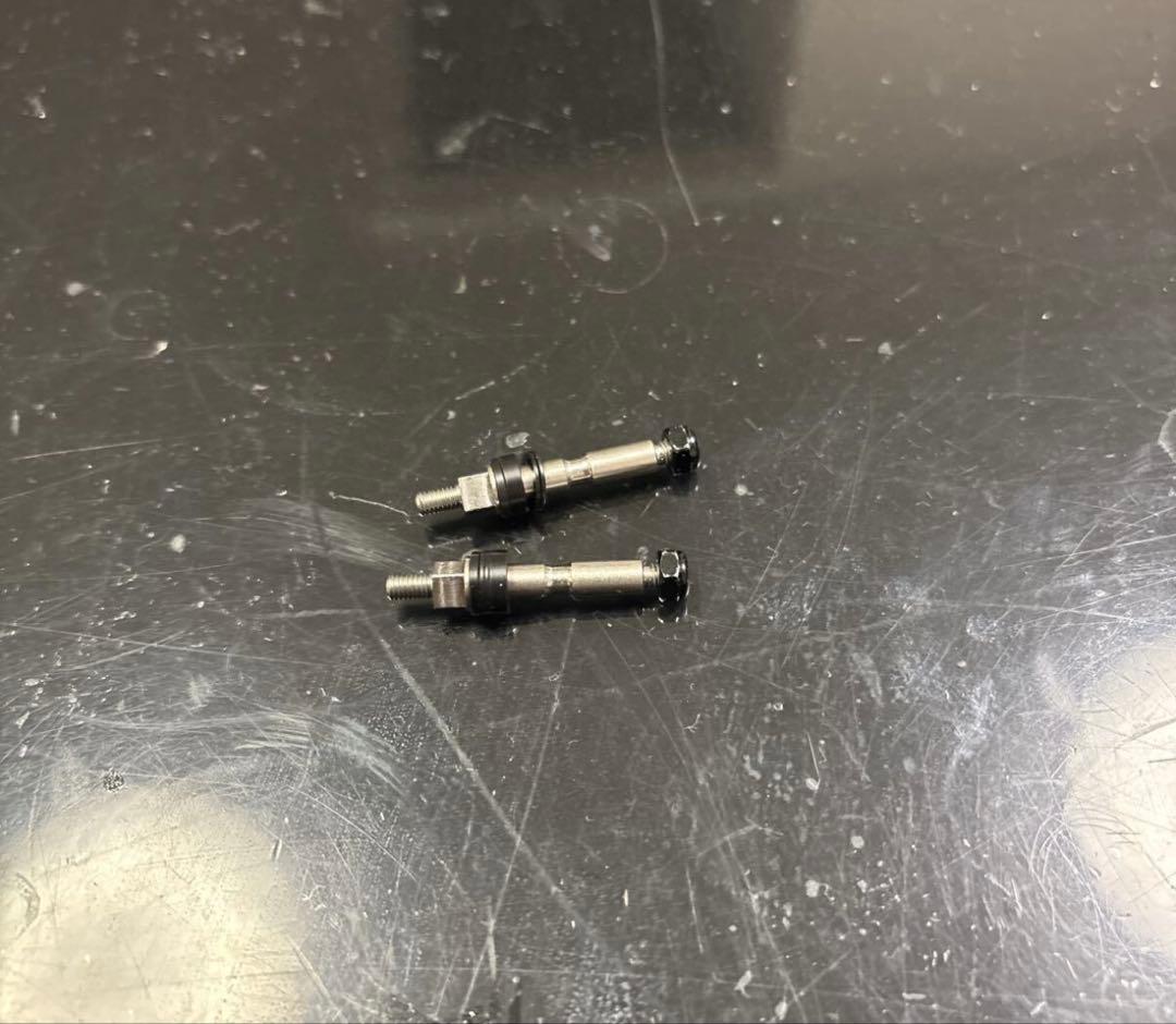 たぁ　GRK リア　Aアーム evoに　いかがですか？