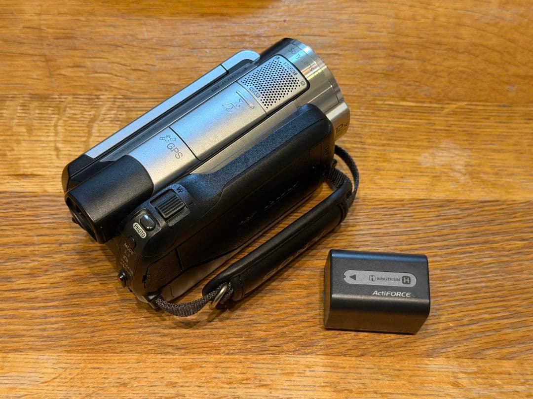 SONY HDR-XR500V ワイコン、マイク、リモコン三脚など付属