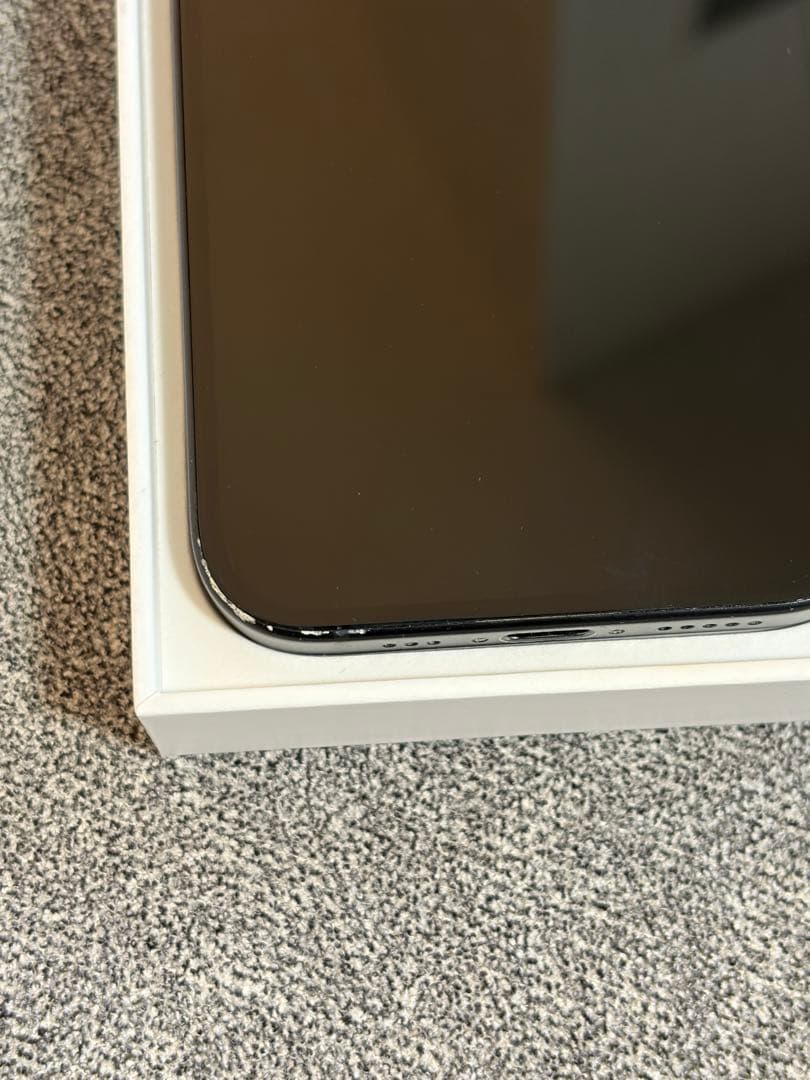 iPhone15 256GB本体