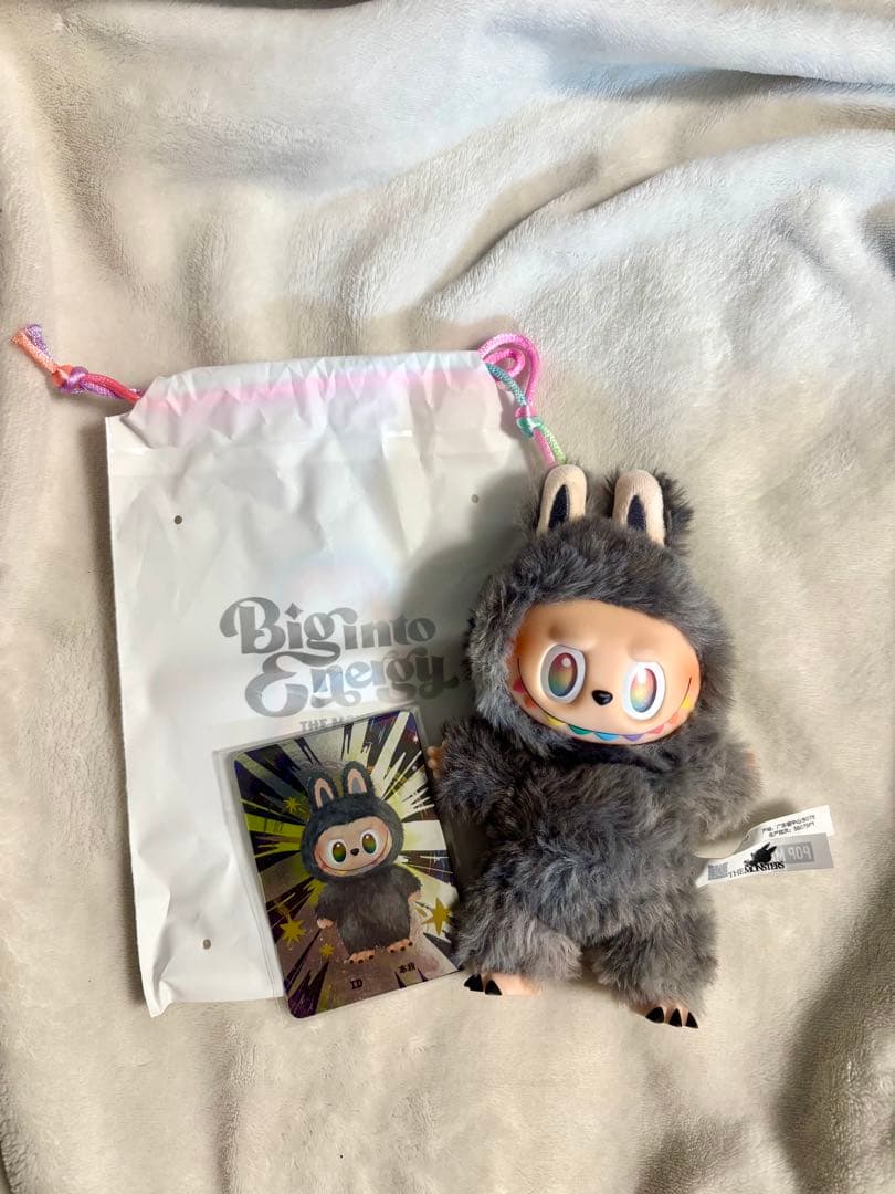 LABUBU ラブブ シークレット POPMART 公式正規品　黒　エナジー