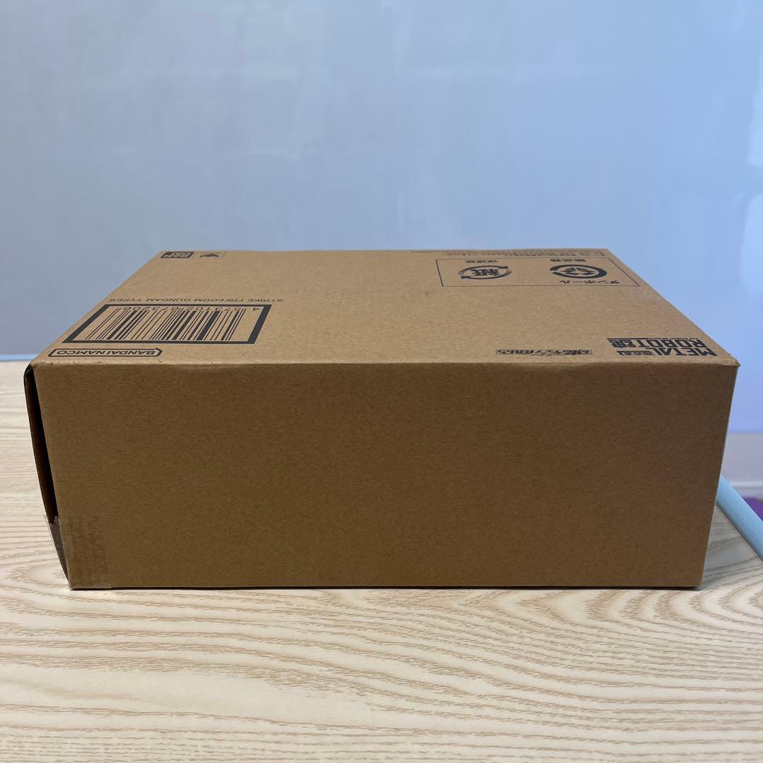 L ROBOT魂 ＜SIDE MS＞ ガンダム