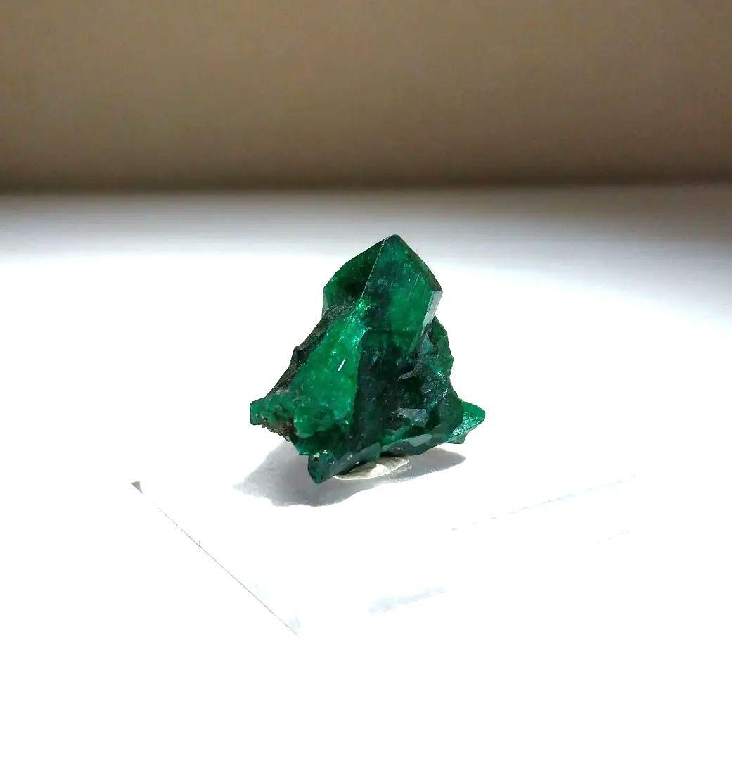 ダイオプテーズ（翠銅鉱）　単結晶　宝石鉱物標本