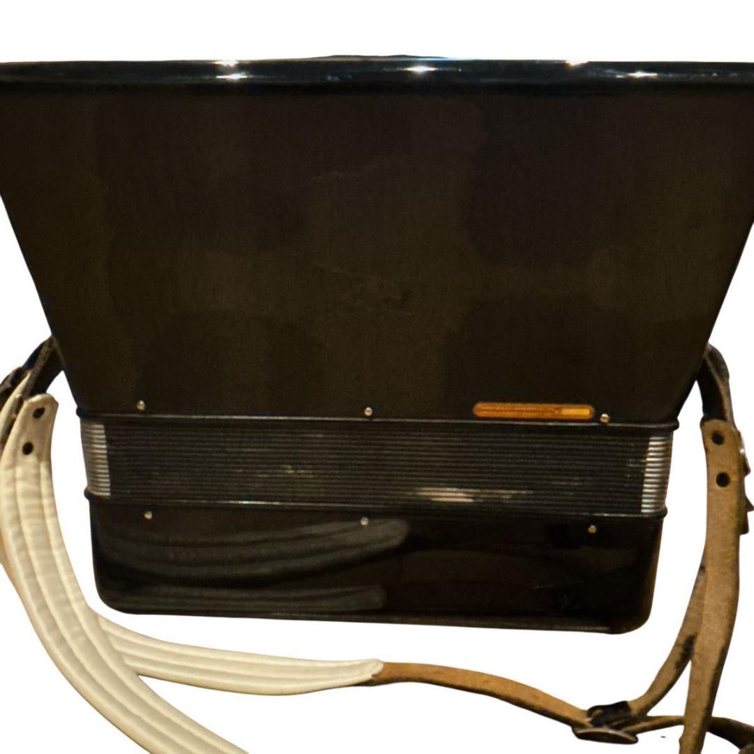 TOMBO アコーディオン　T48 ハードケース付き