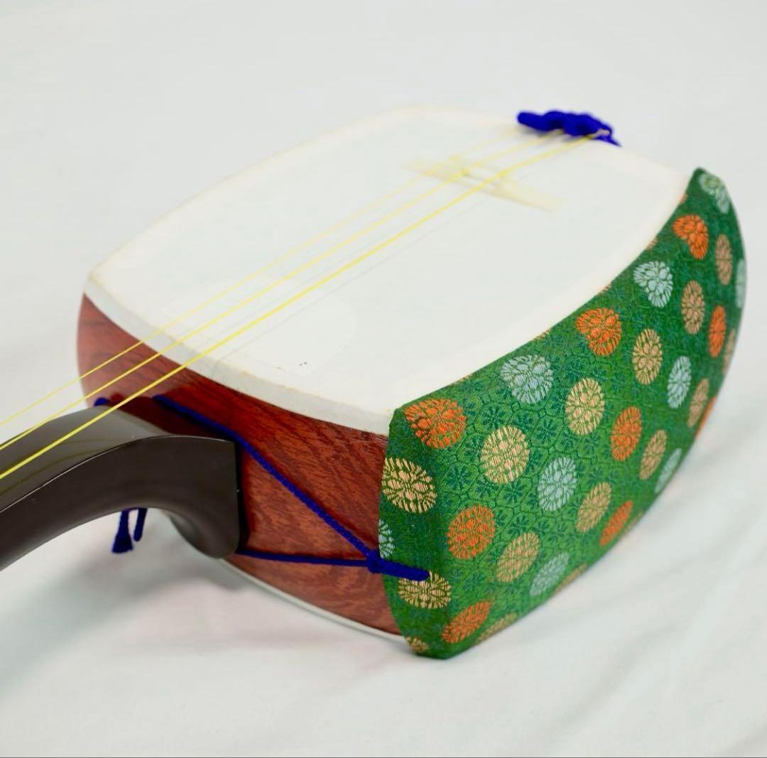 三味線本体 木製 バチ付き　セール