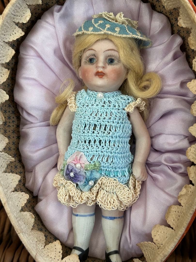 アンティークミニョネット