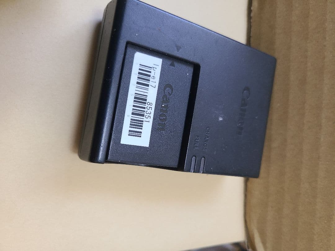 Canon デジタル一眼レフカメラ EOS Kiss X8i