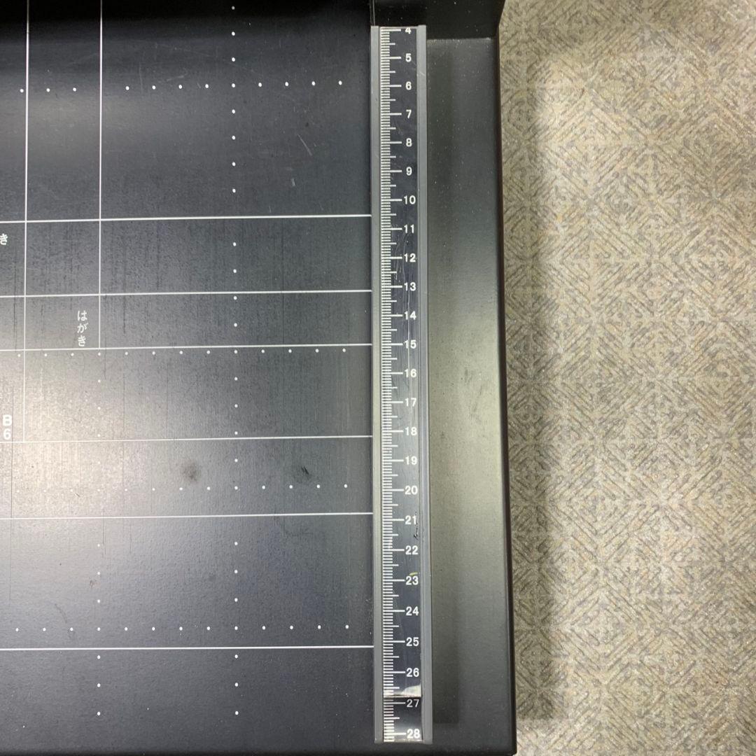 J718 DAHLE JPN 裁断機 STACK CUTTER