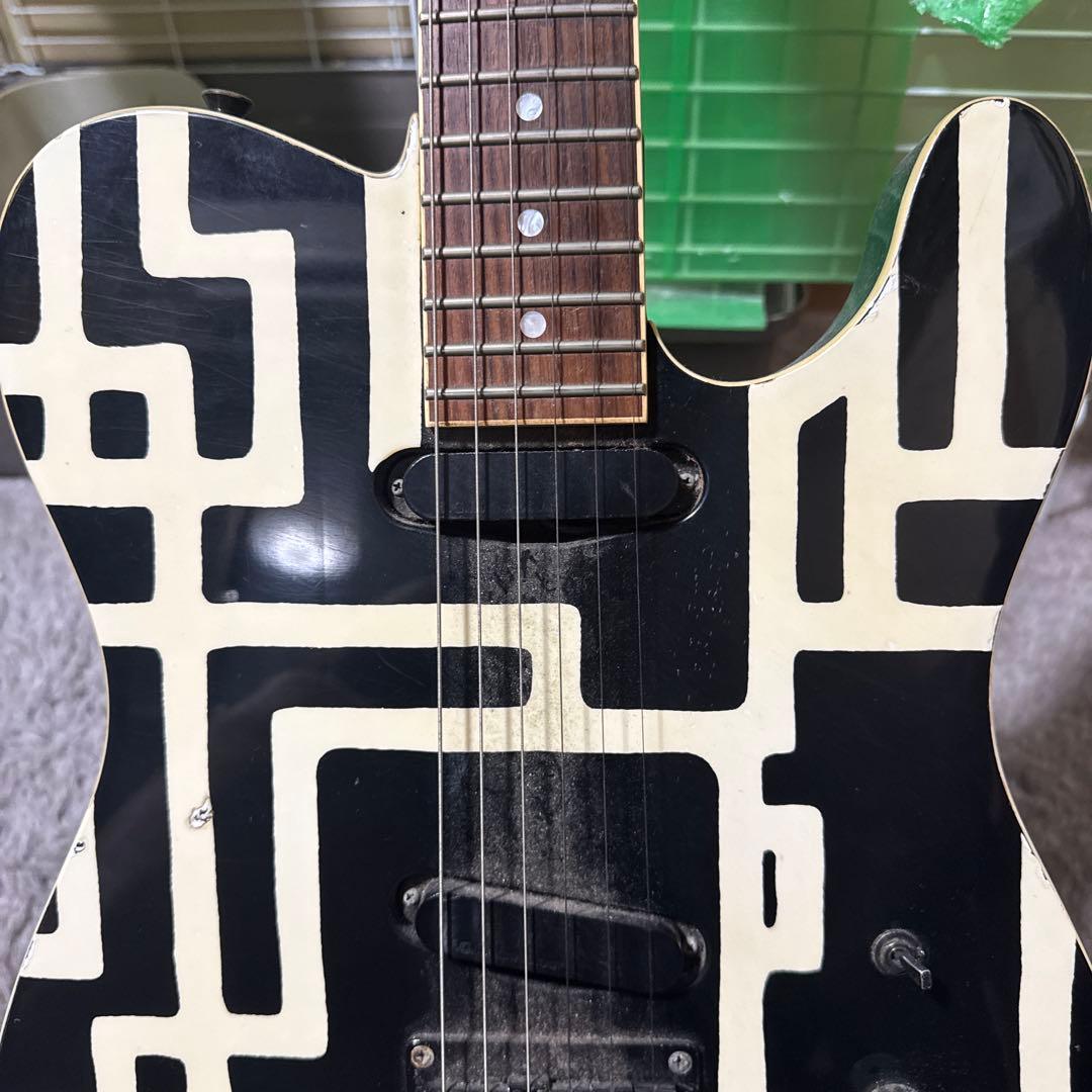 Fernandes HOTEI modelエレキギター