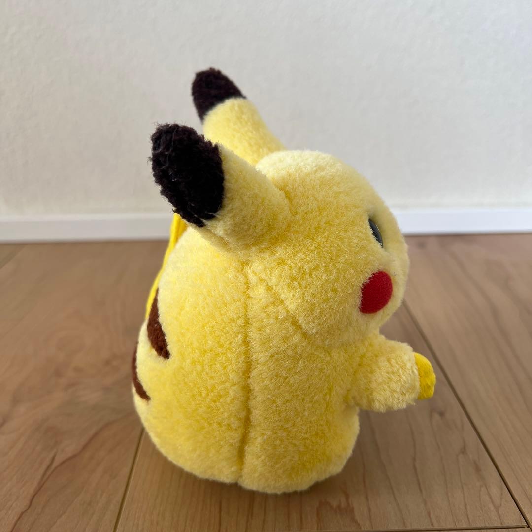 TOMY 初期 手のひら ピカチュウ ぬいぐるみ