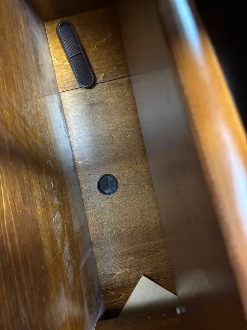 値引き！カリモクの木製ヴィンテージテレビ台 曲線ガラス お店のアトリエなどにも