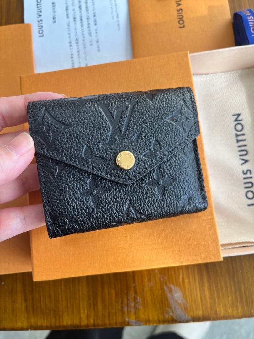 ま*も様 新品　LOUIS VUITTON 　ポルトフォイユ　ゾエ　アンプラント